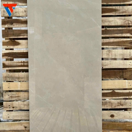 Gạch Việt Nam men mát màu  vàng nâu